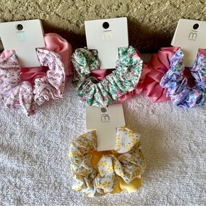 Each Set: Floral and Solid Scrunchies